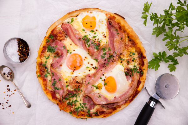 Prosciutto pizza